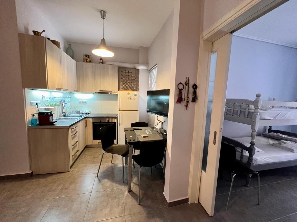 Central Kalamata Cozy Apartment Exterior foto