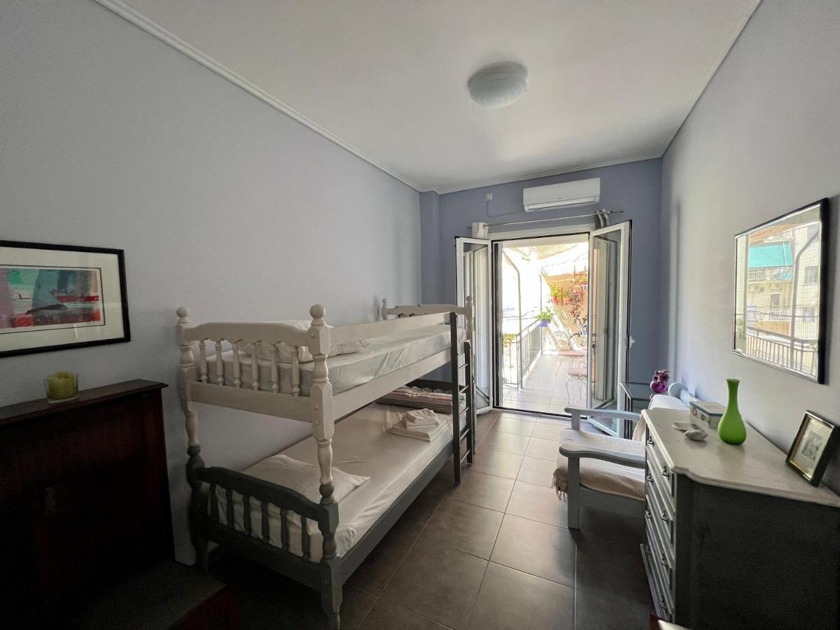 Central Kalamata Cozy Apartment Exterior foto